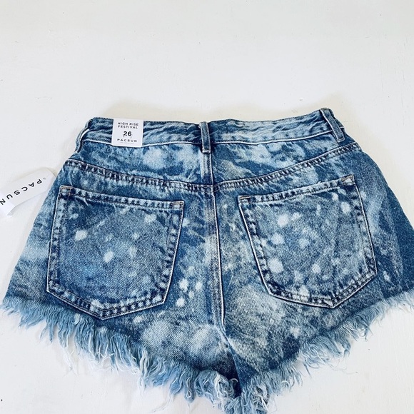 Pacsun denim shorts: festival high rise- Size 26 New!! - Picture 2 of 5